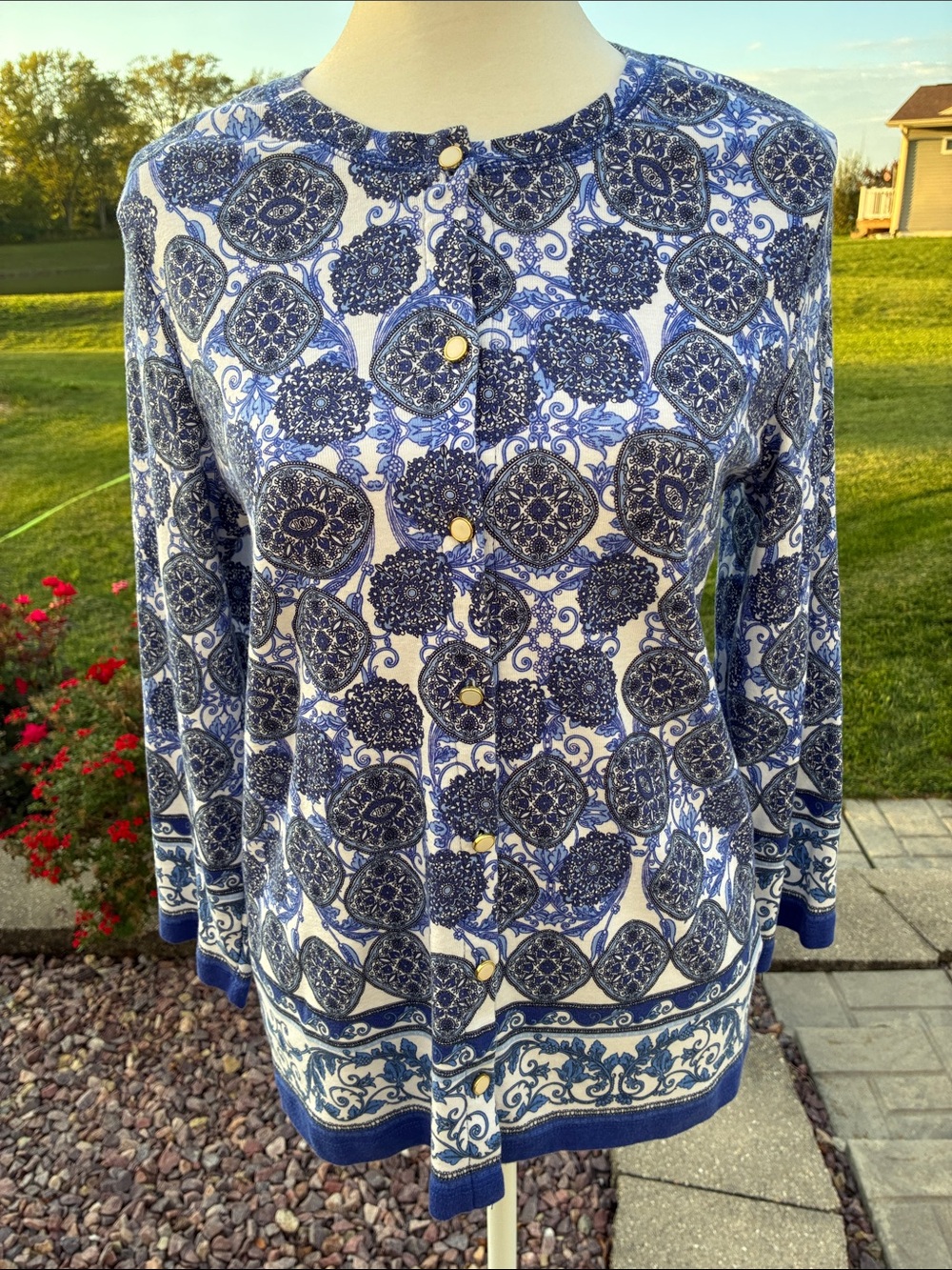 Rafaella Blue & White Medallion Button-Front Cardigan Cotton Top